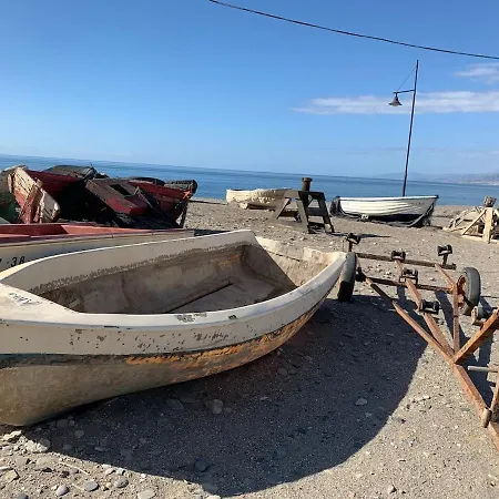 Frente Al Mar En Balerma *